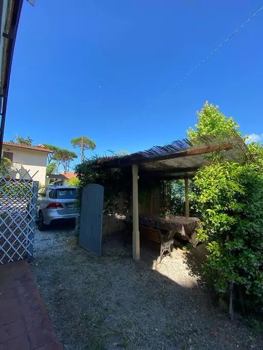 La Casina Di Forte Forte dei Marmi 0*,